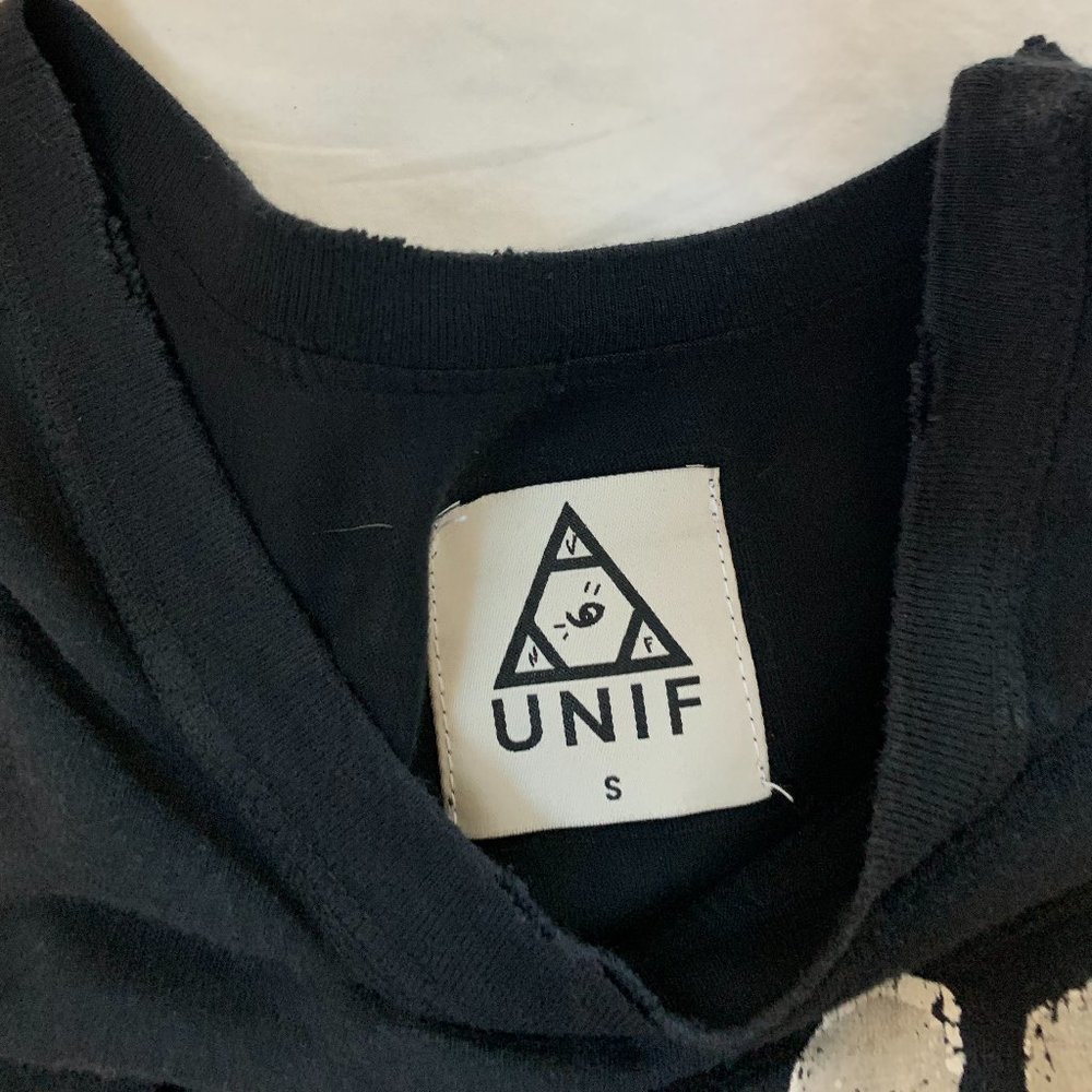 UNIF 'peace in the world' muscle tee - Picture 2 of 2